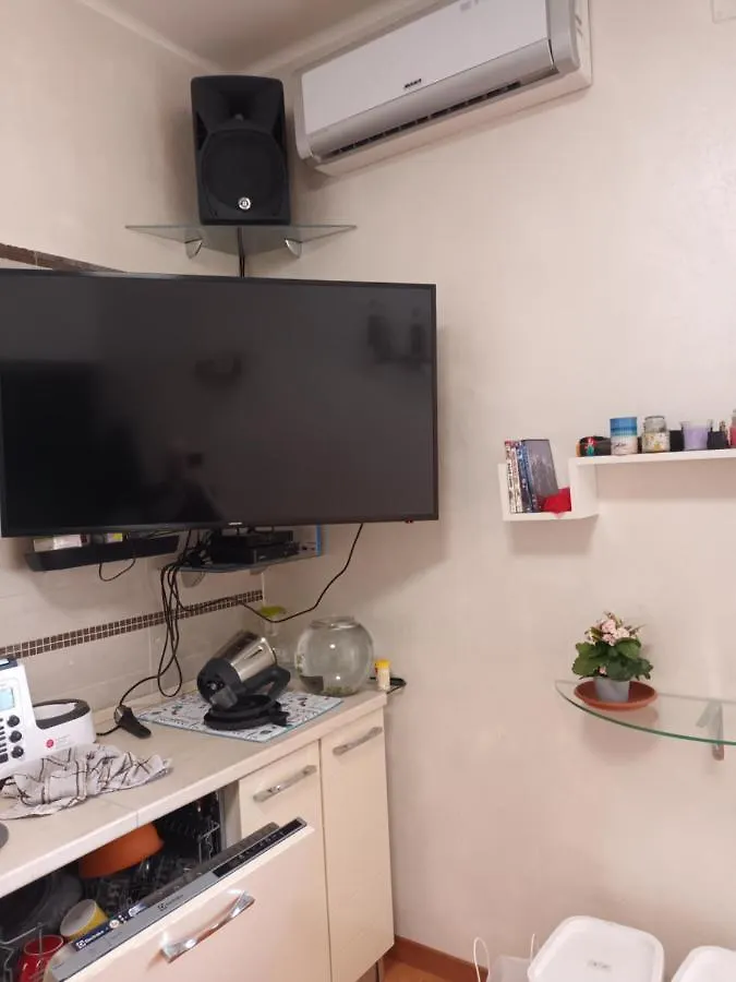 Apartment Camera In Appartamento Vicino La Stazione Centrale Di Bari